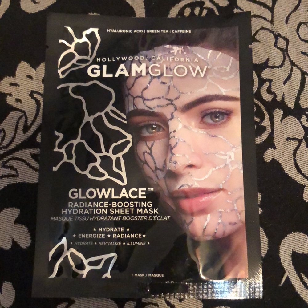 NIB Glam Glow Bundle - Picture 5 of 6